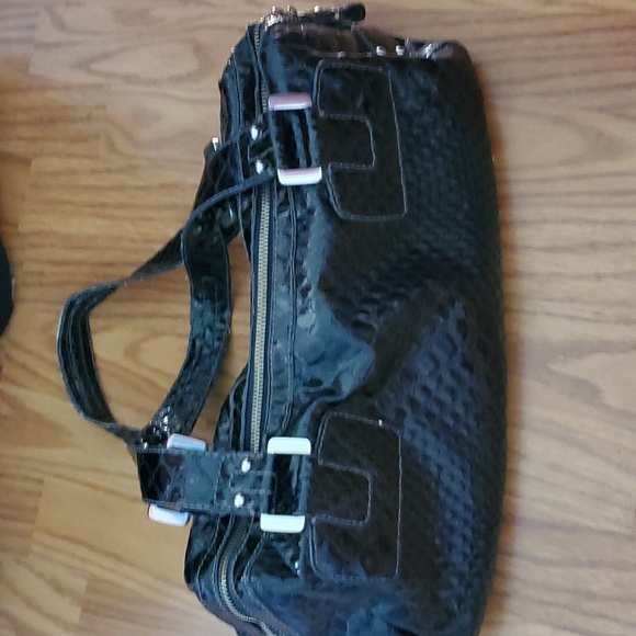 Guess Purse - Picture 4 of 10